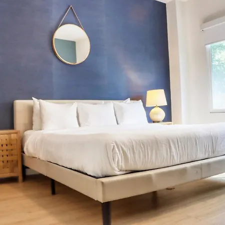 Ambient Oasis In The Heart Of San Diego